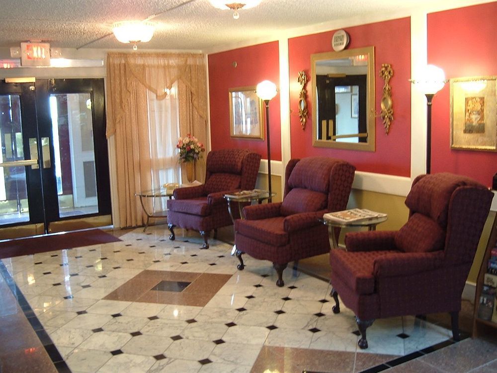 Oyo Townhouse Tulsa Woodland Hills Hotel Interior foto